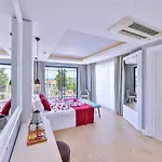 Lale Hotel Kaş