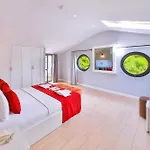 Lale Hotel