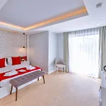 Lale Hotel