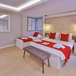 Lale * Kaş