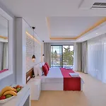 Hotel Lale *