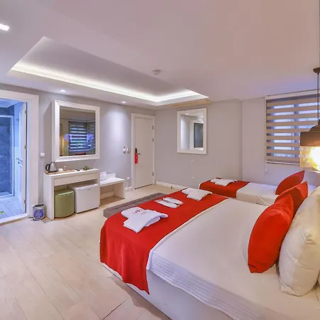 Lale Hotel *