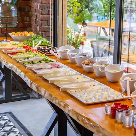 Ξενοδοχείο Lale Κας