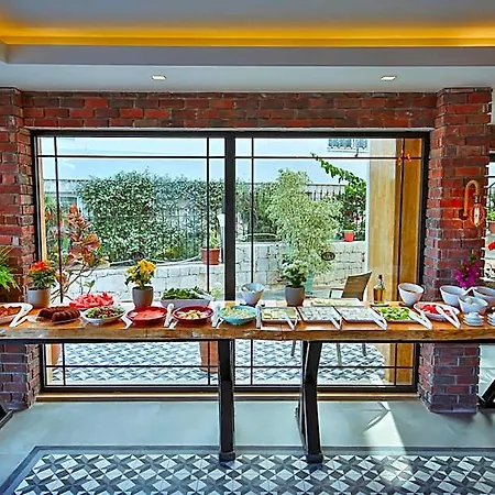 Lale Hotel Kaş