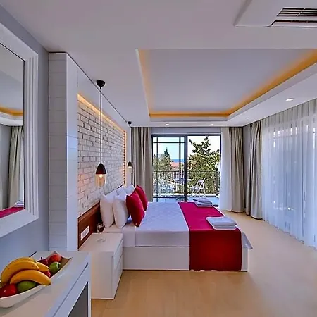 Lale Kaş