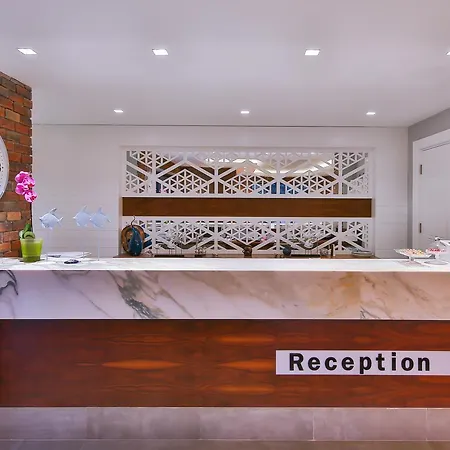 Ξενοδοχείο Lale *